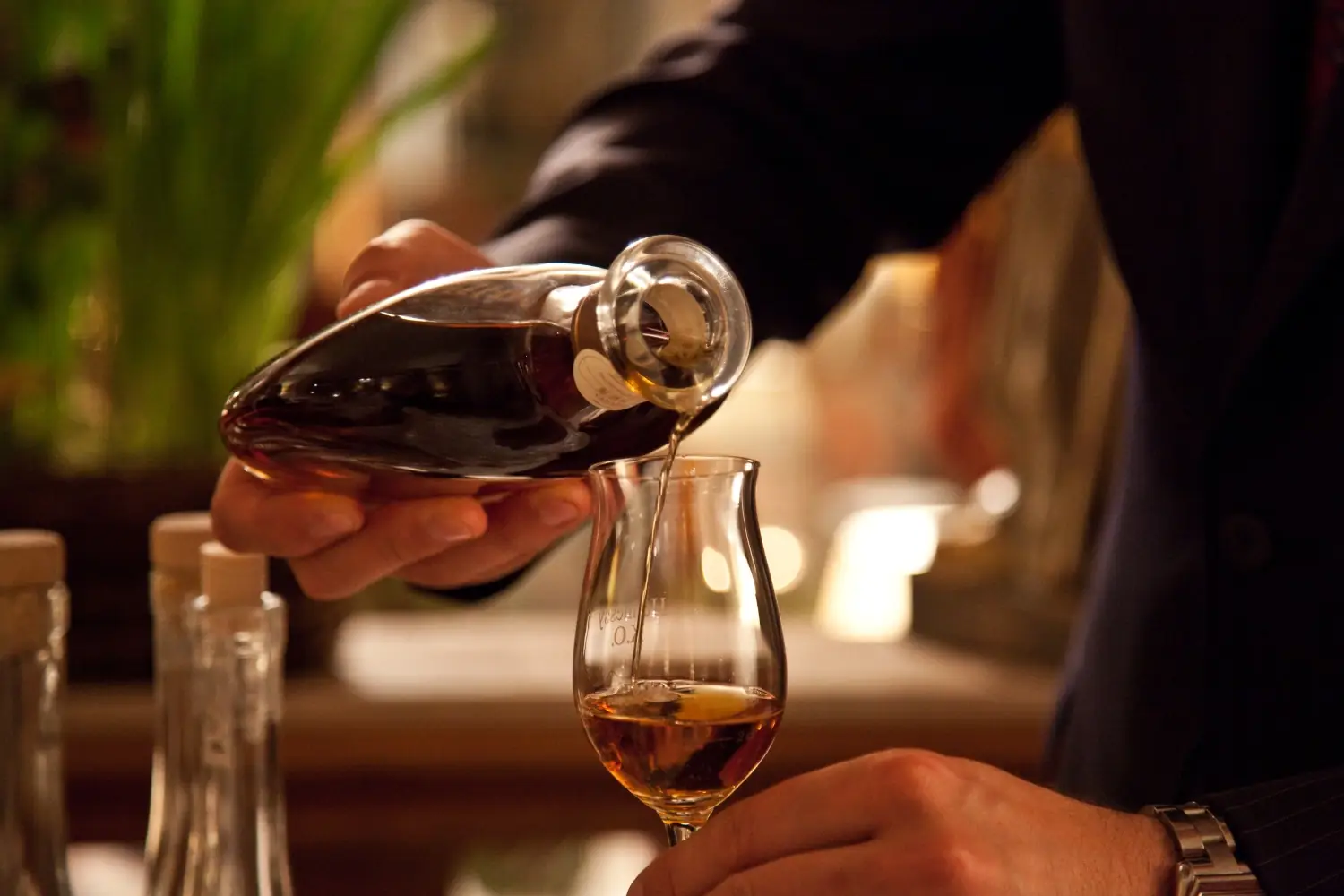 Cognac einschenken1